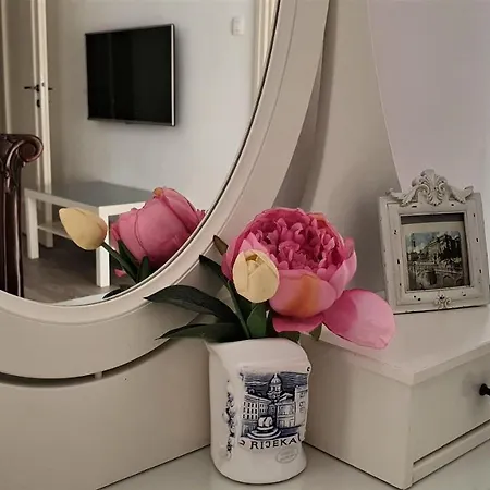 Apartamento Cont- Luxury Heritage Apartment Rijeka
