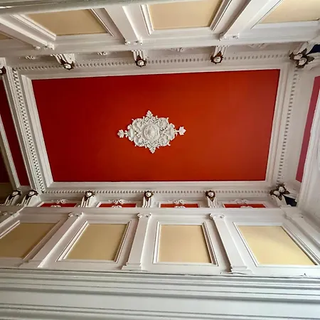 Cont- Luxury Heritage Apartment *