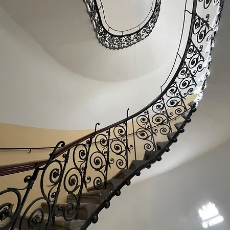 Cont- Luxury Heritage Apartment Apartmán