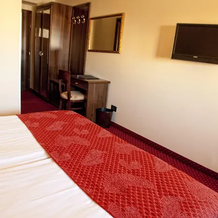 Cont- Luxury Heritage Apartment *