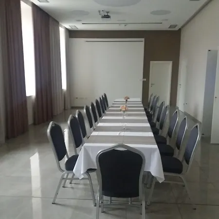 Cont- Luxury Heritage Apartment *