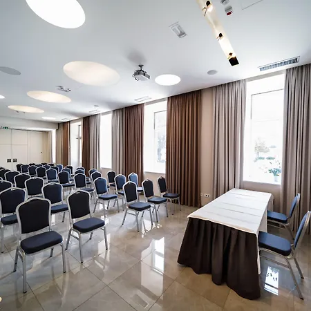 Cont- Luxury Heritage Apartment * Rijeka