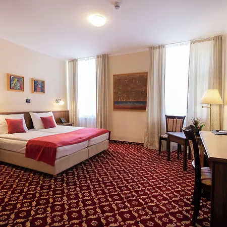 Cont- Luxury Heritage Apartment *