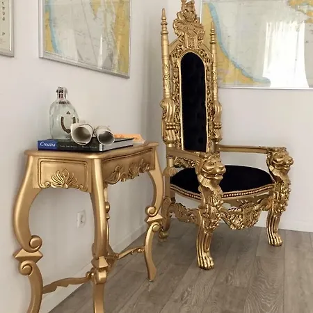 Cont- Luxury Heritage Appartement