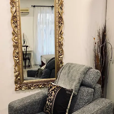 Cont- Luxury Heritage Apartment *