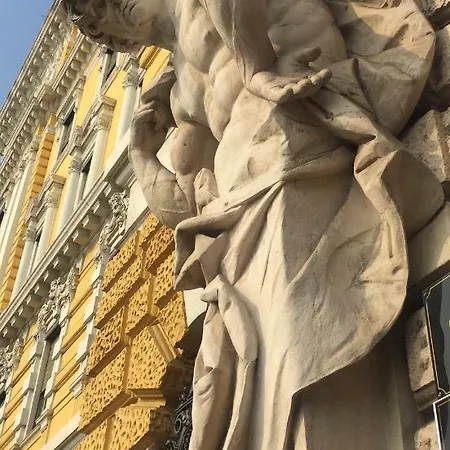 Cont- Luxury Heritage Apartment Apartment Rijeka