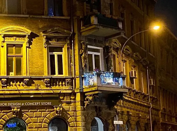 Cont Apartment